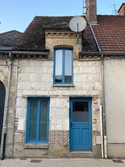 Le Gambetta - Nouveau Proprietaire Estissac Exteriér fotografie