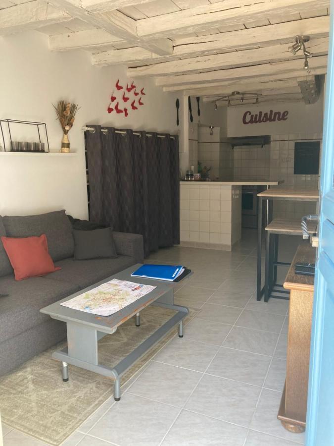 Le Gambetta - Nouveau Proprietaire Estissac Exteriér fotografie